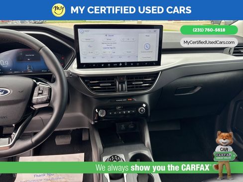 Used 2023 Ford Escape Platinum image 29