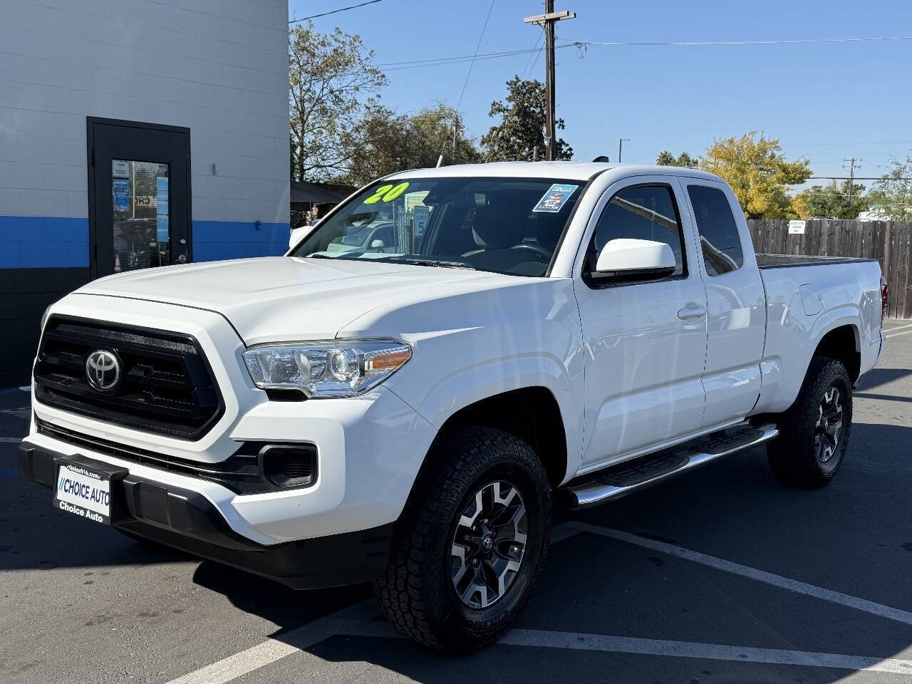 Used 2020 Toyota Tacoma SR w/ SR Convenience Package RWD image 3
