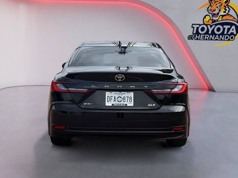 Used 2026 Toyota Camry XLE FWD image 6