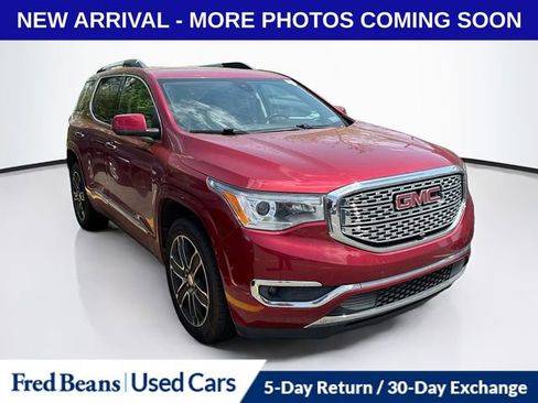Used 2019 GMC Acadia Denali w/ Technology Package AWD/4WD image 5