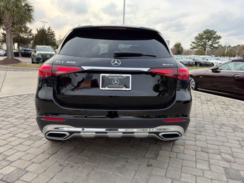 New 2026 Mercedes-Benz GLC 300 4MATIC image 9