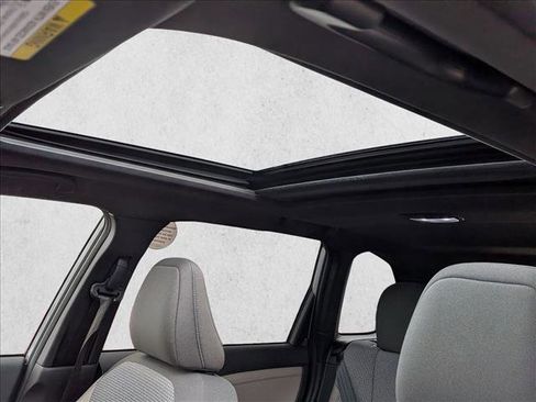 Used 2025 Subaru Forester Premium image 12