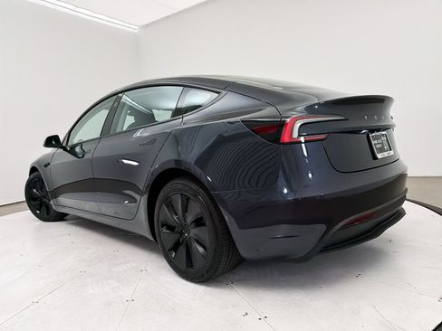 Used 2024 Tesla Model 3 Standard Range RWD image 7