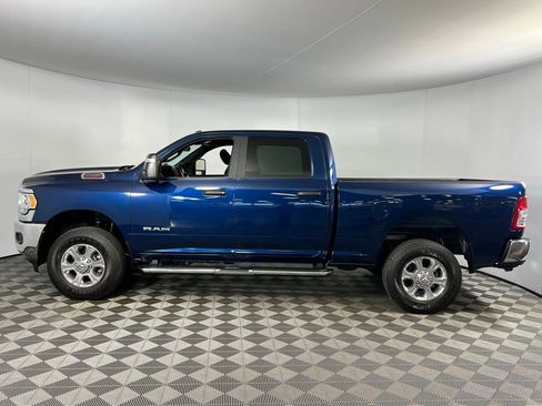 Used 2024 RAM 2500 Big Horn w/ Bed Utility Group image 10