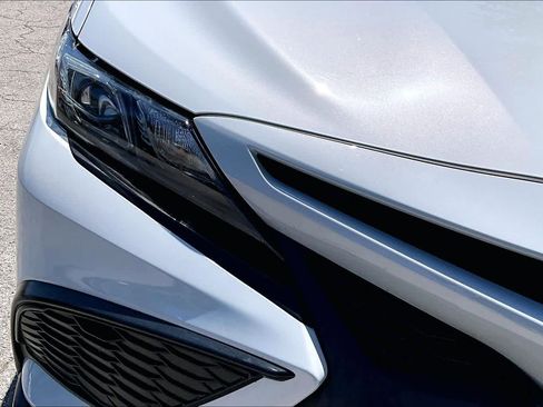 Used 2023 Toyota Camry SE FWD image 28