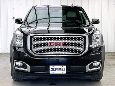 Used 2016 GMC Yukon Denali w/ Open Road Package AWD/4WD image 3
