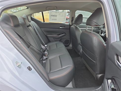 New 2025 Nissan Altima 2.5 SR image 14
