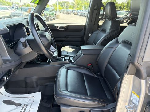 Used 2024 Ford Bronco Badlands AWD/4WD image 12