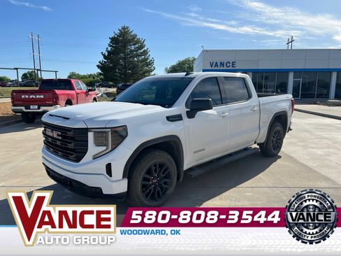 Used 2023 GMC Sierra 1500 Elevation AWD/4WD image 1