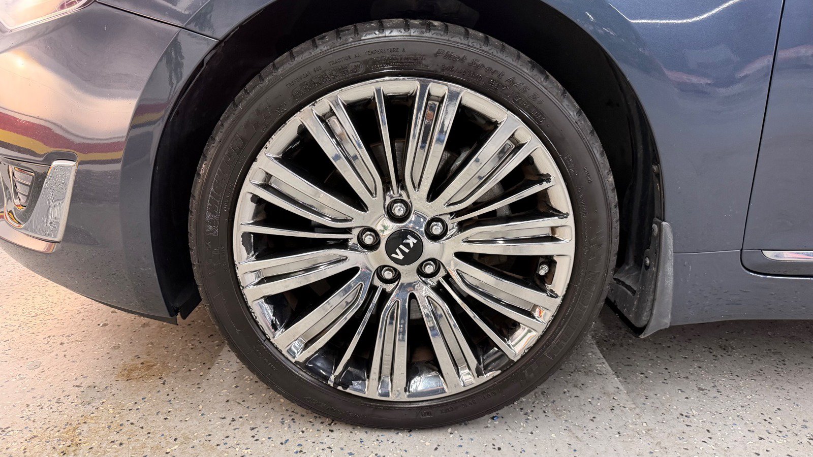 Used 2014 Kia Cadenza Limited FWD image 15