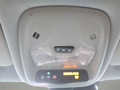 Used 2023 Chevrolet TrailBlazer LT w/ Convenience Package image 24