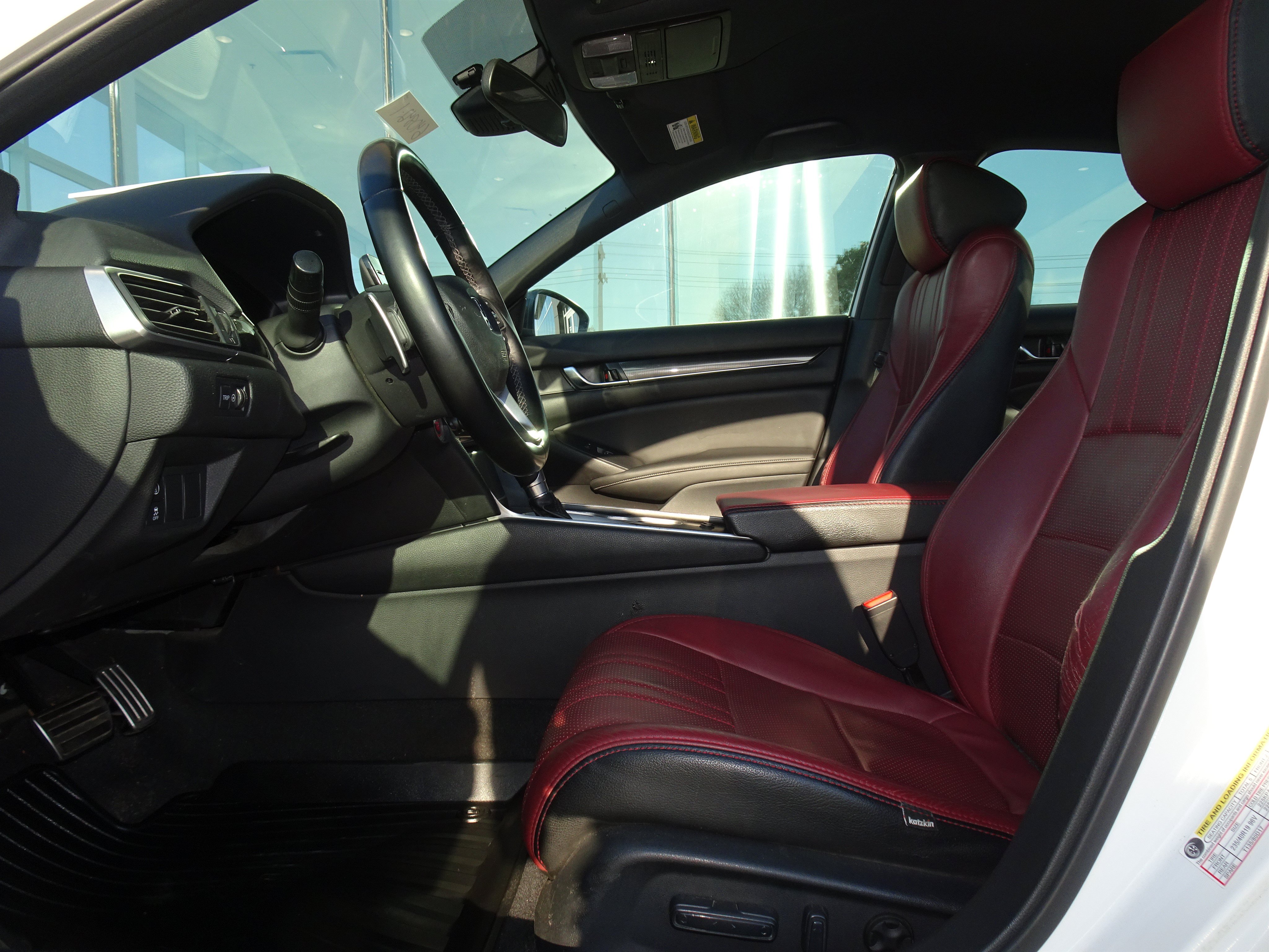 Used 2019 Honda Accord Sport image 8