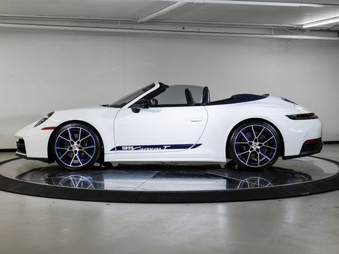 New 2026 Porsche 911 Carrera T image 2