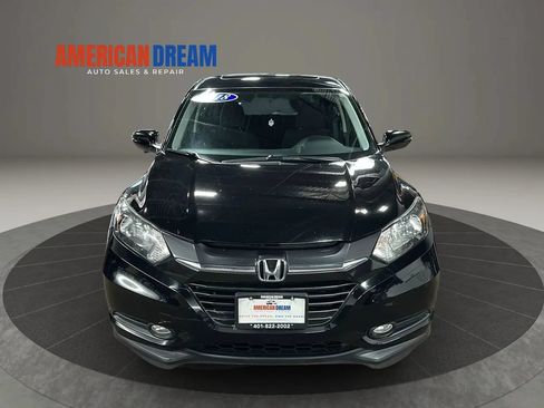 Used 2018 Honda HR-V EX image 8