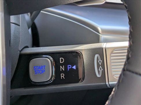 New 2026 Hyundai Ioniq 9 SEL image 17