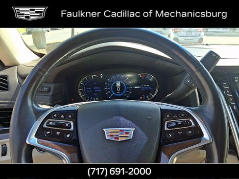 Used 2018 Cadillac Escalade Luxury image 19