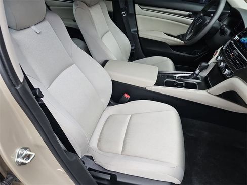 Used 2020 Honda Accord LX image 18