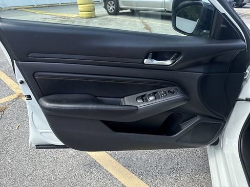 Used 2022 Nissan Altima 2.5 SR FWD image 20