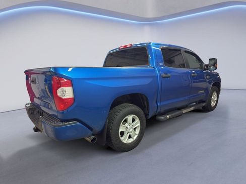 Used 2017 Toyota Tundra SR5 w/ SR5 Upgrade Package image 6