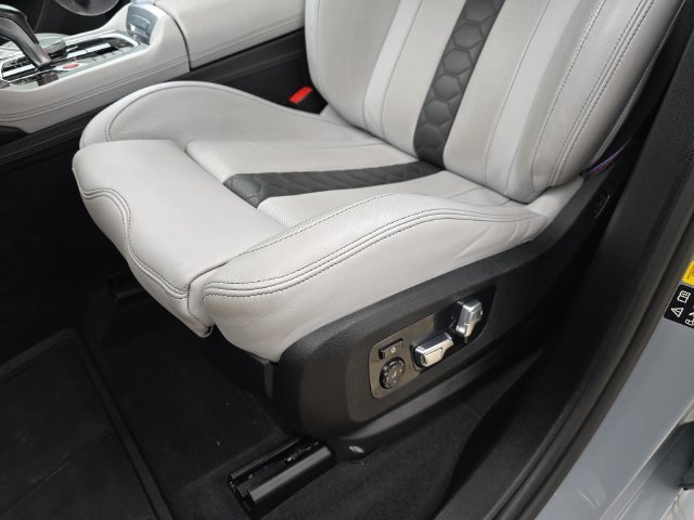 Used 2024 BMW X5 M Competition w/ Executive Package AWD/4WD image 23