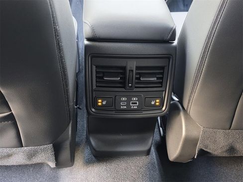 New 2026 Subaru Outback Limited image 13