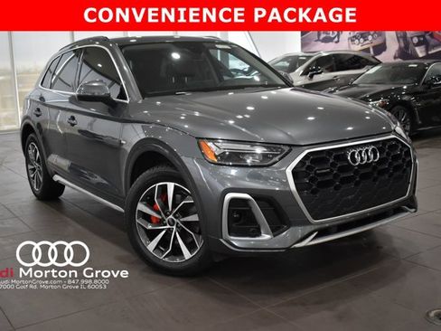 Used 2023 Audi Q5 2.0T Premium w/ Convenience Package image 1