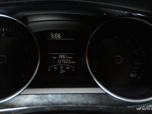 Used 2015 Volkswagen Jetta SE FWD image 35