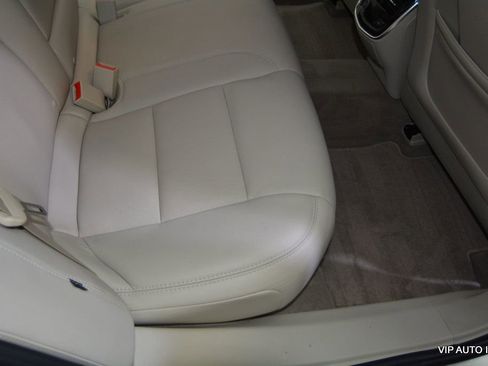 Used 2013 Cadillac XTS Luxury w/ Driver Awareness Package image 28