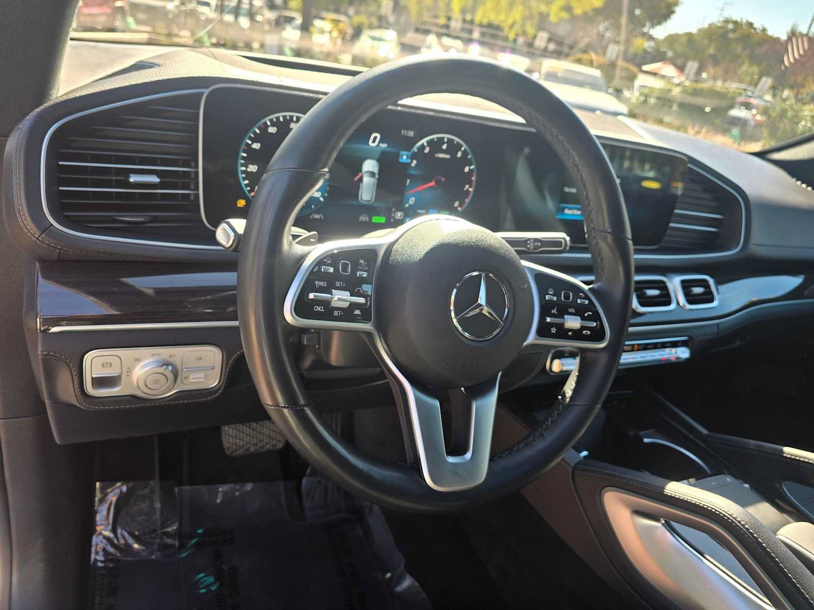 Used 2021 Mercedes-Benz GLE 450 4MATIC image 25