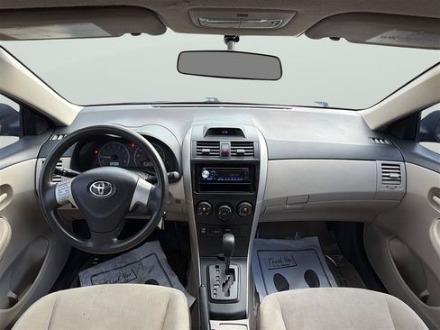 Used 2013 Toyota Corolla L FWD image 16