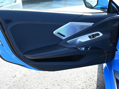 Used 2021 Chevrolet Corvette Stingray Preferred Cpe w/ 2LT image 12