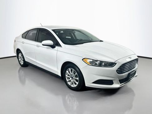 Used 2015 Ford Fusion S FWD image 1