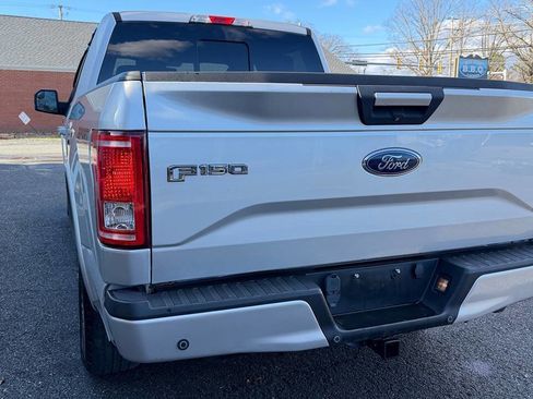 Used 2017 Ford F150 XLT w/ Equipment Group 302A Luxury image 8