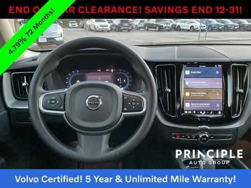 Certified 2023 Volvo XC60 B5 Core image 17