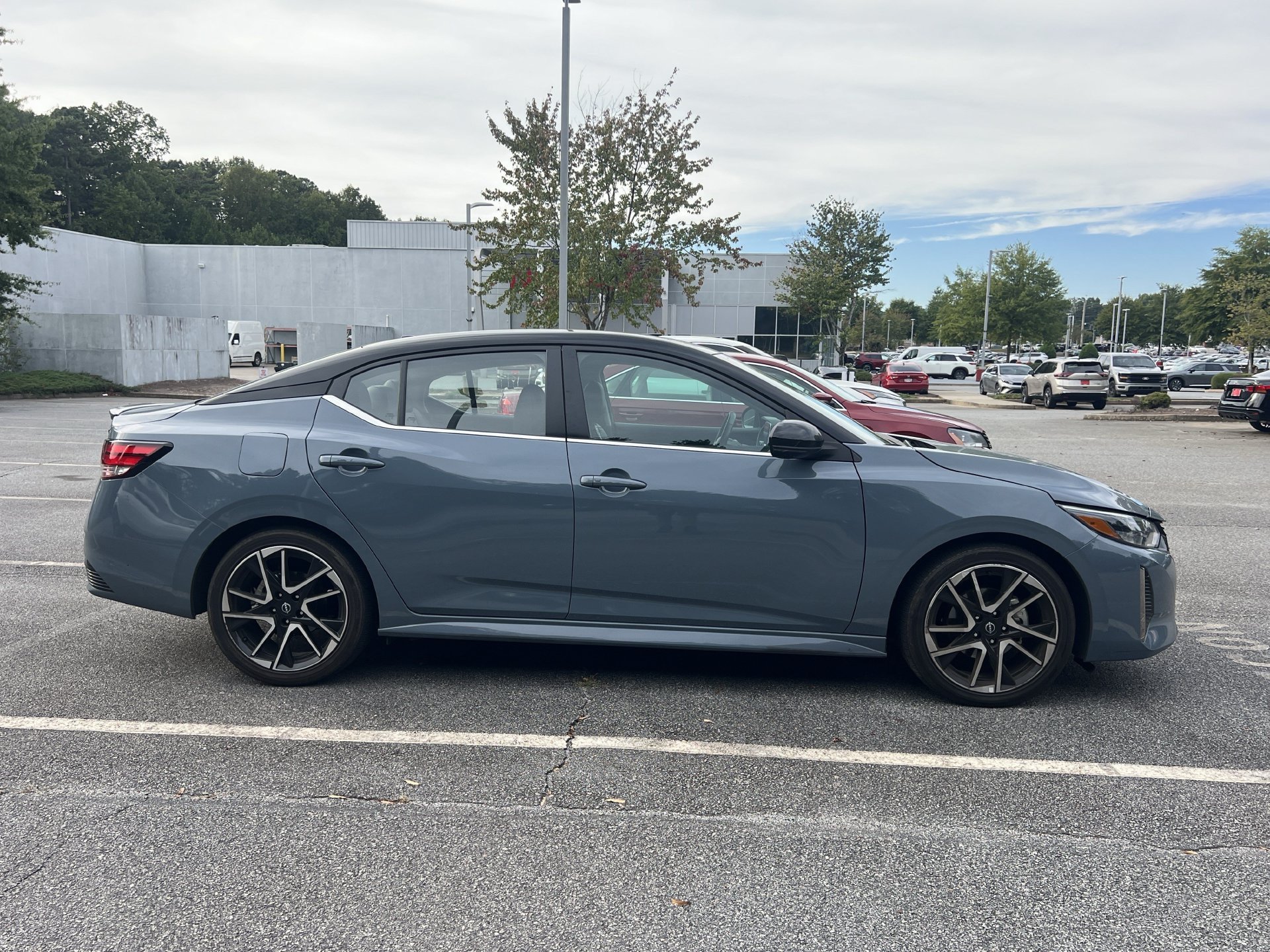 Certified 2024 Nissan Sentra SR w/ SR Premium Package FWD image 6