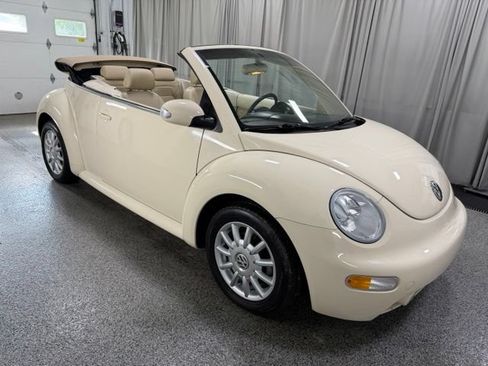 Used 2005 Volkswagen Beetle GLS FWD image 3