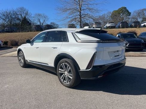 Used 2024 Cadillac Lyriq Luxury image 7