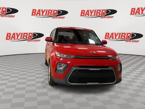 Used 2020 Kia Soul LX image 3