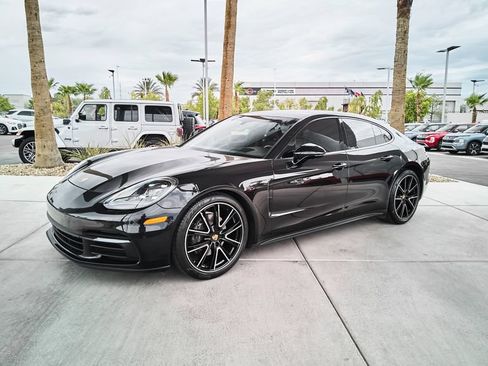 Used 2020 Porsche Panamera 4 AWD/4WD image 5