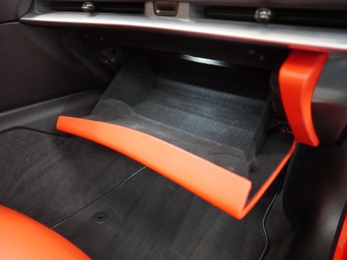 Used 2023 Chevrolet Corvette Stingray Premium Conv w/ Z51 Performance Package RWD image 22