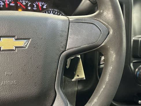Used 2018 Chevrolet Silverado 2500 W/T w/ Snow Plow Prep Package AWD/4WD image 18