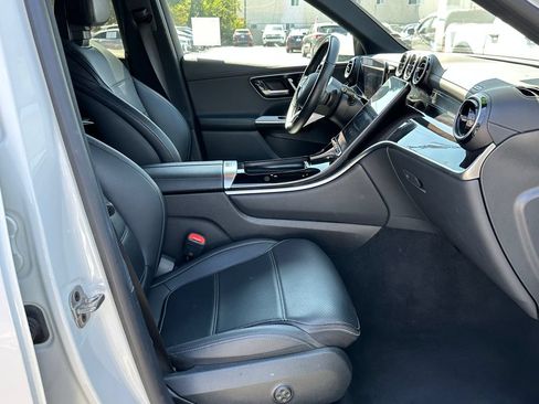 Used 2024 Mercedes-Benz GLC 300 image 15