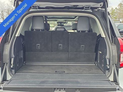 Certified 2025 Ford Expedition Platinum AWD/4WD image 8