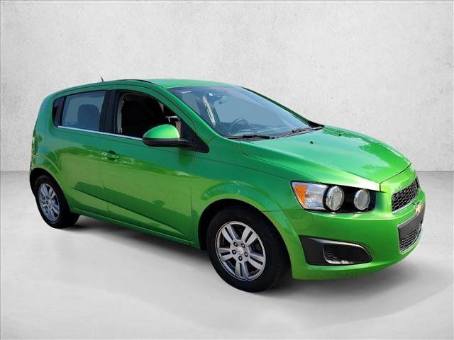 Used 2015 Chevrolet Sonic LT FWD image 3