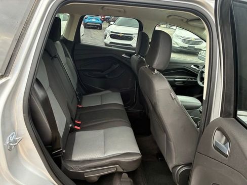 Used 2018 Ford Escape SE w/ SE Sync 3 Package image 19