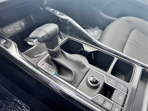 New 2026 Kia Sorento S w/ S Panoramic Sunroof Package image 19