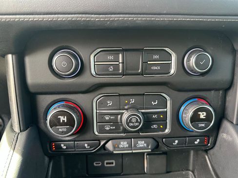 Used 2021 Chevrolet Tahoe Z71 image 49