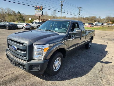 Used 2015 Ford F250 XL image 5