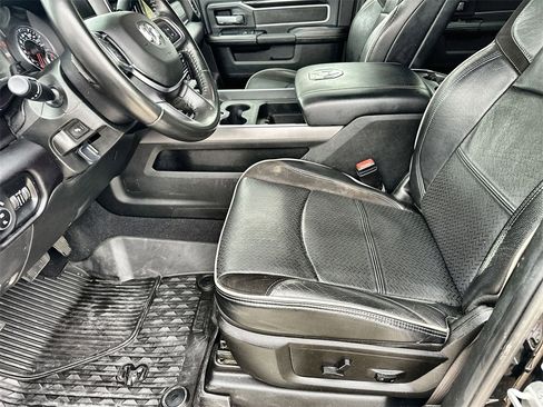 Used 2021 RAM 3500 Laramie w/ Night Edition image 24