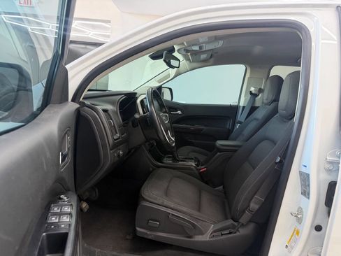 Used 2020 GMC Canyon SLE w/ Elevation Edition image 8